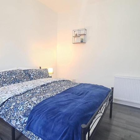 Cosy Room In Manor Park London Kültér fotó