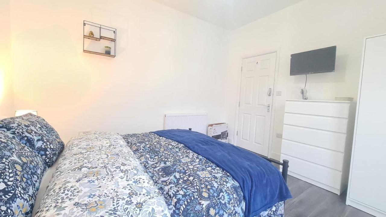 Cosy Room In Manor Park London Kültér fotó